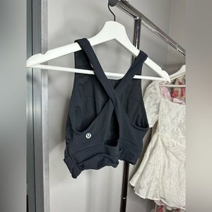 LULULEMON black back crossover crop top
